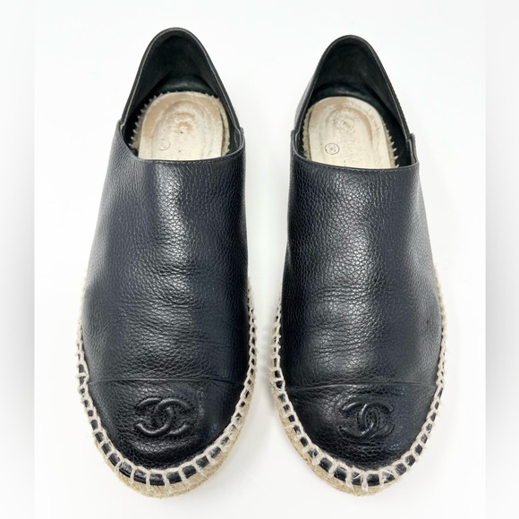 Chanel CC Logo Cap Toe Black Leather Espadrilles Flats Shoes Authentic 40 9 9.5 - Picture 1 of 8